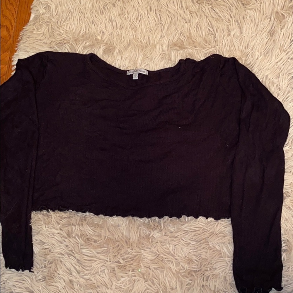 black long sleeve crop top